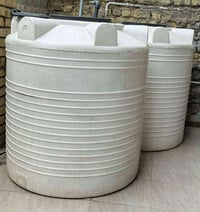 تانكي عدتين • غرفة تخبل • أريكة خشب