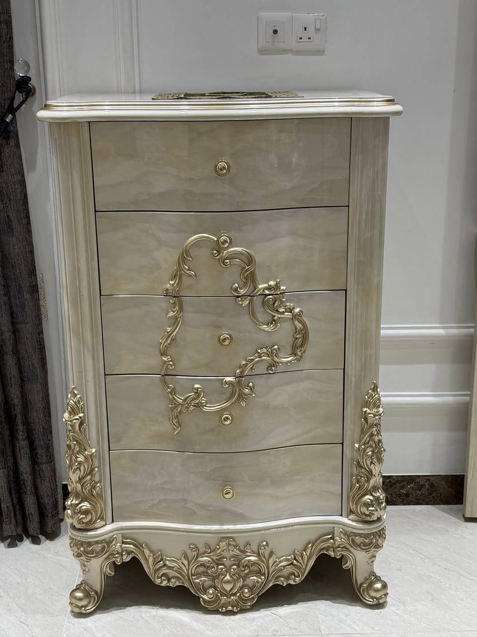 غرفة نوم للبيع تركي تصميم مصري


**إذا كنت صاحب هذا الإعلان وتريد حذفه لأي سبب، رجاءا أرسل رسالة إلى الدعم الفني**