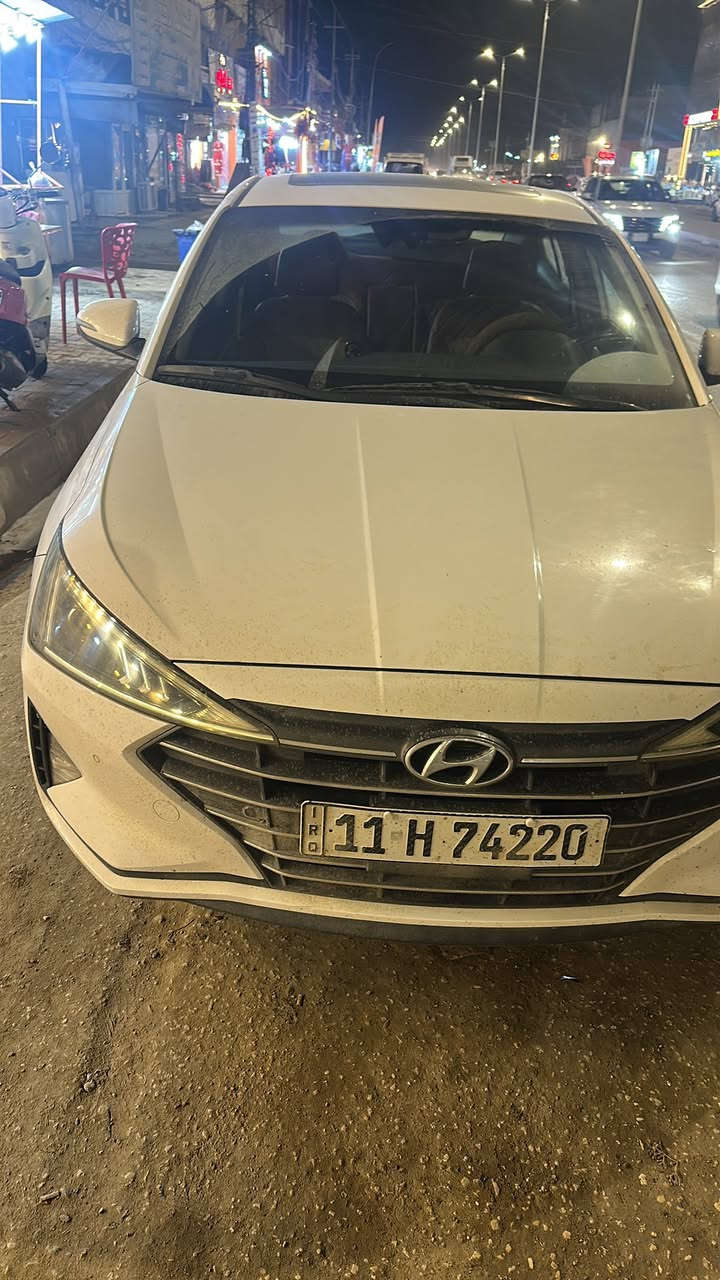 النتر موديل ٢٠ رقم بغداد بسمي ماشيه ٩١ الف كفاله عامه عده بارد بسيط السعر ١٦٥وبي مجال مكاني كربلاء طويريج ***********
