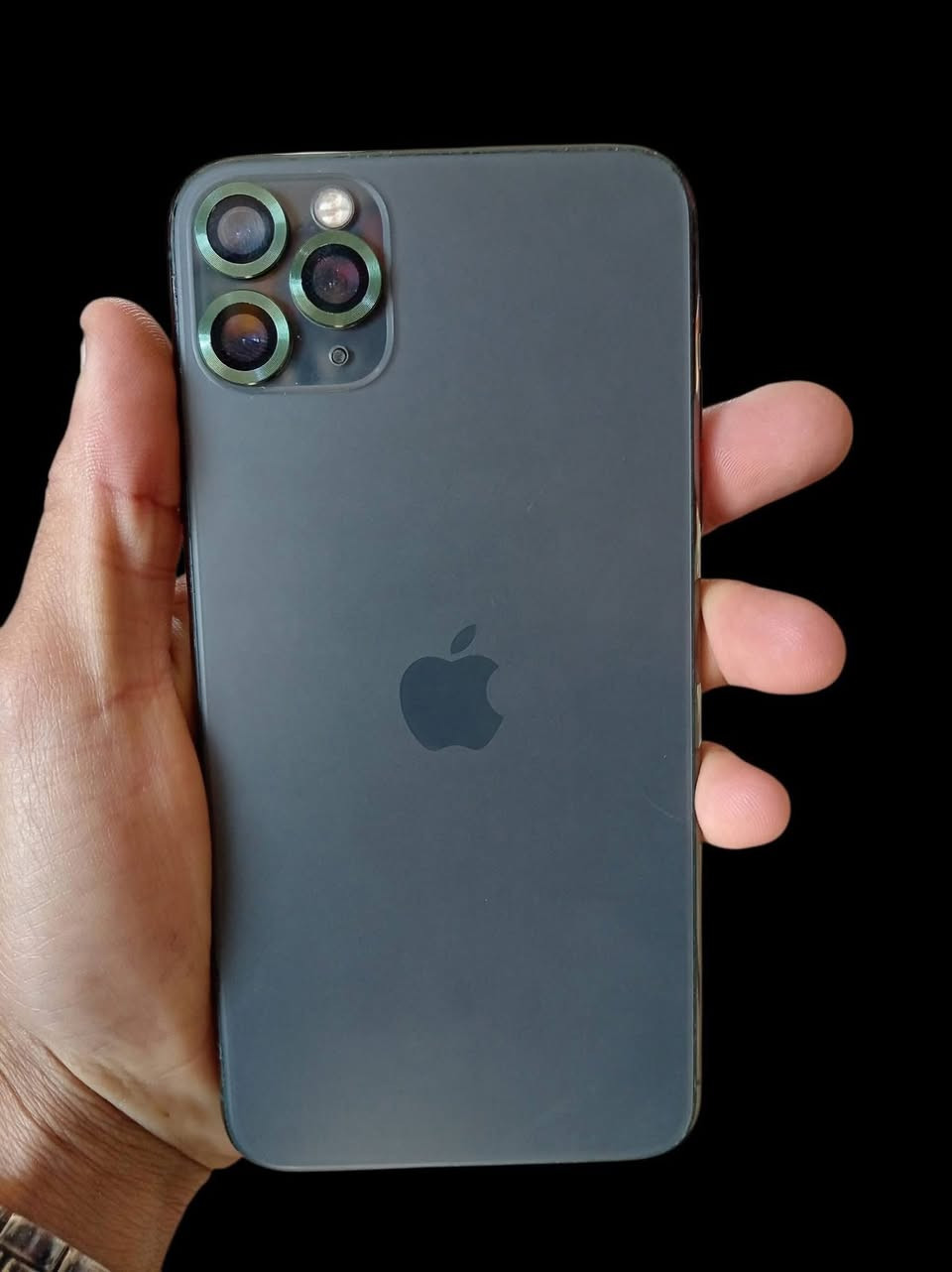 السلام عليكم جهاز 11 برو ماكس مستبدل بطاريه وشاشه نوع اصليات ذاكره 256 سعر الجهاز 210 
***********
