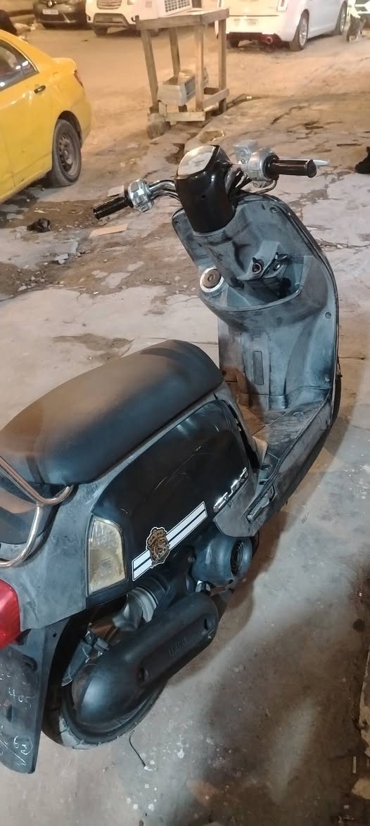ماكس بوليس كفاله عامه كلشي شغال بيه مابه أي نقص بس يحتاجه ستان نص دراجه ما مفتوحه كهربائيات كله شغاله سعره 750 وبه مجال *********** مكان بصره معقل
