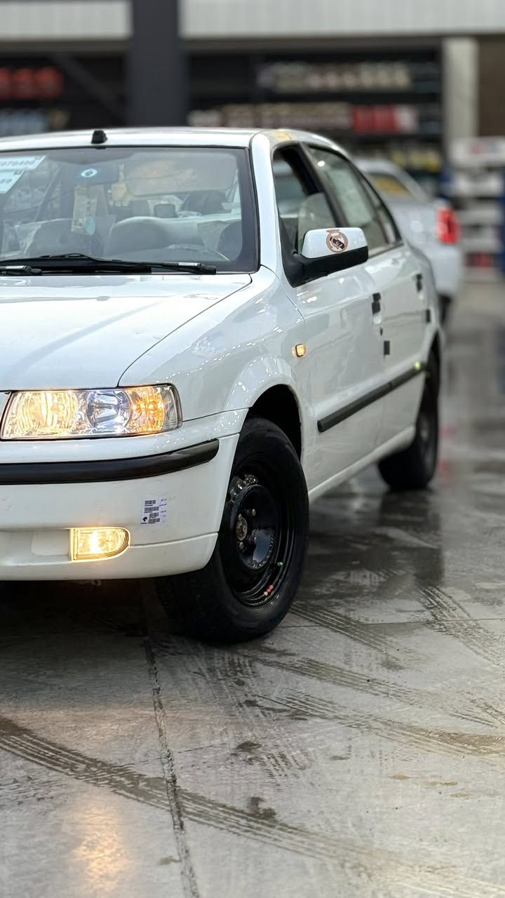 أسلام عليكم سمند مديل2012 السياره ع وضع الشركه  كتلوكات الشركه بيه حلوه ونضيفه كير محرك تبريد صدر امامي خلفي كله جديد تخم تاير  مشط ستيرن جديد دبلات السياره كله جديده تجي وتشوف بعينك بيه هلالات  خلفيه ول باقي جديد ونضيفه بسمي تحول ثاني يوم مكاني بغداد ام الكبر ول غزلان الشراي ينتصل ويدلل دلال  السياره احلى من الصور تجي وتشوف بعينك وتطلع بيه ترايك لكربلاء ***********
