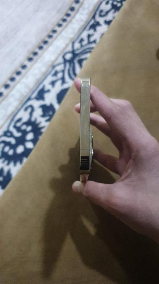 سلام عليكم  آيفون ١٢برو ماكس بلادي بلادي فقط كلاسه مبدل وبطاريه جهاز كله مكفول عل فحص ذاكره ٢٥٦ ب١٠٠وكله شغال وضهر مفطر مكاني بغداد ابو غريب مراوس أو بيع ٣٥٠بي مجال مكاني ابو غريب ***********. ملاحضه الجهاز شرق اوسط
