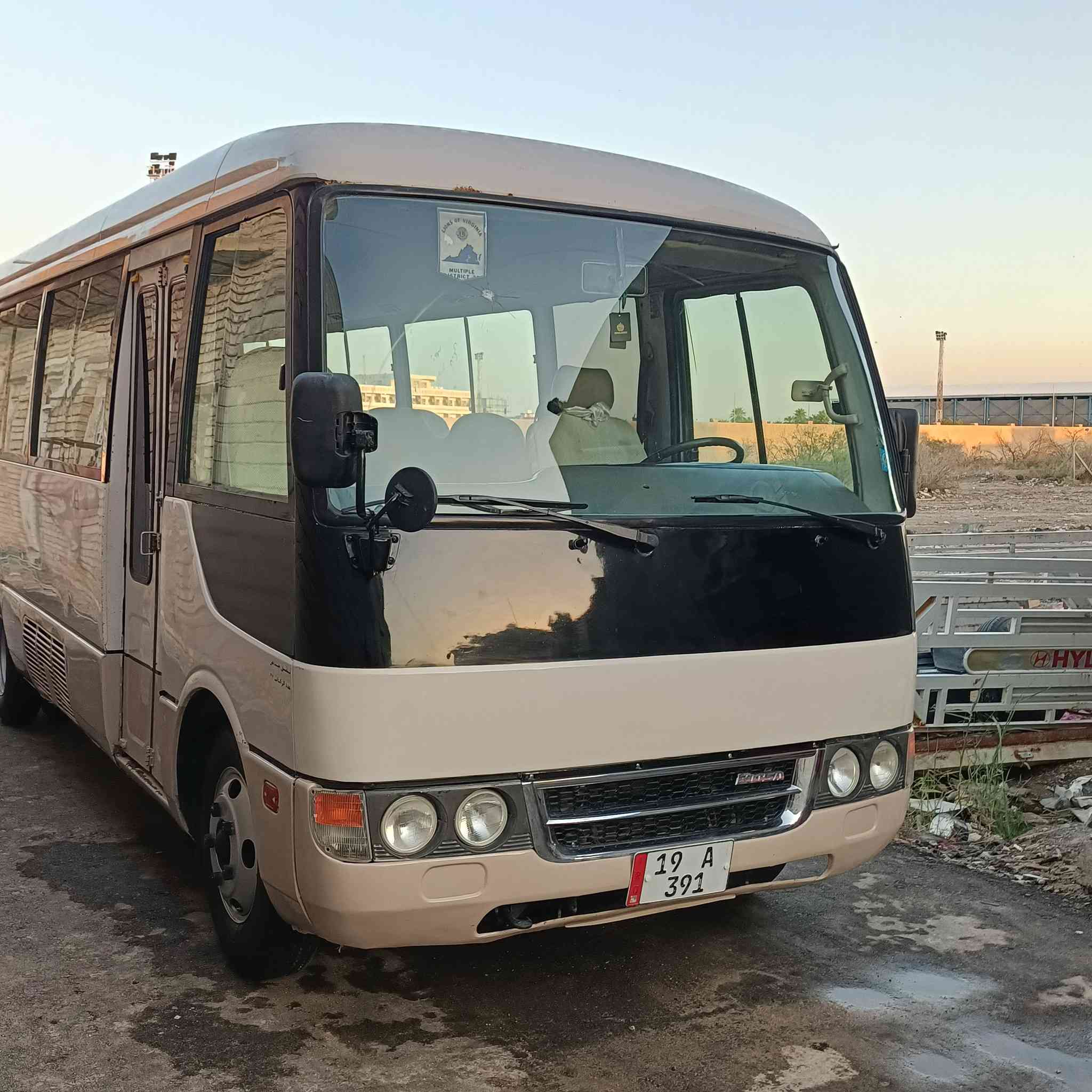 سلام عليكم روزه للبيع 2005 رقم انكليزي  ابسمي مكينه واكير اكسن مخفف تبريد شغال تخم تاير برج ستون ياباني سيارة خير من اللهٓ.  الاستفسار رقم الهاتف ***********
