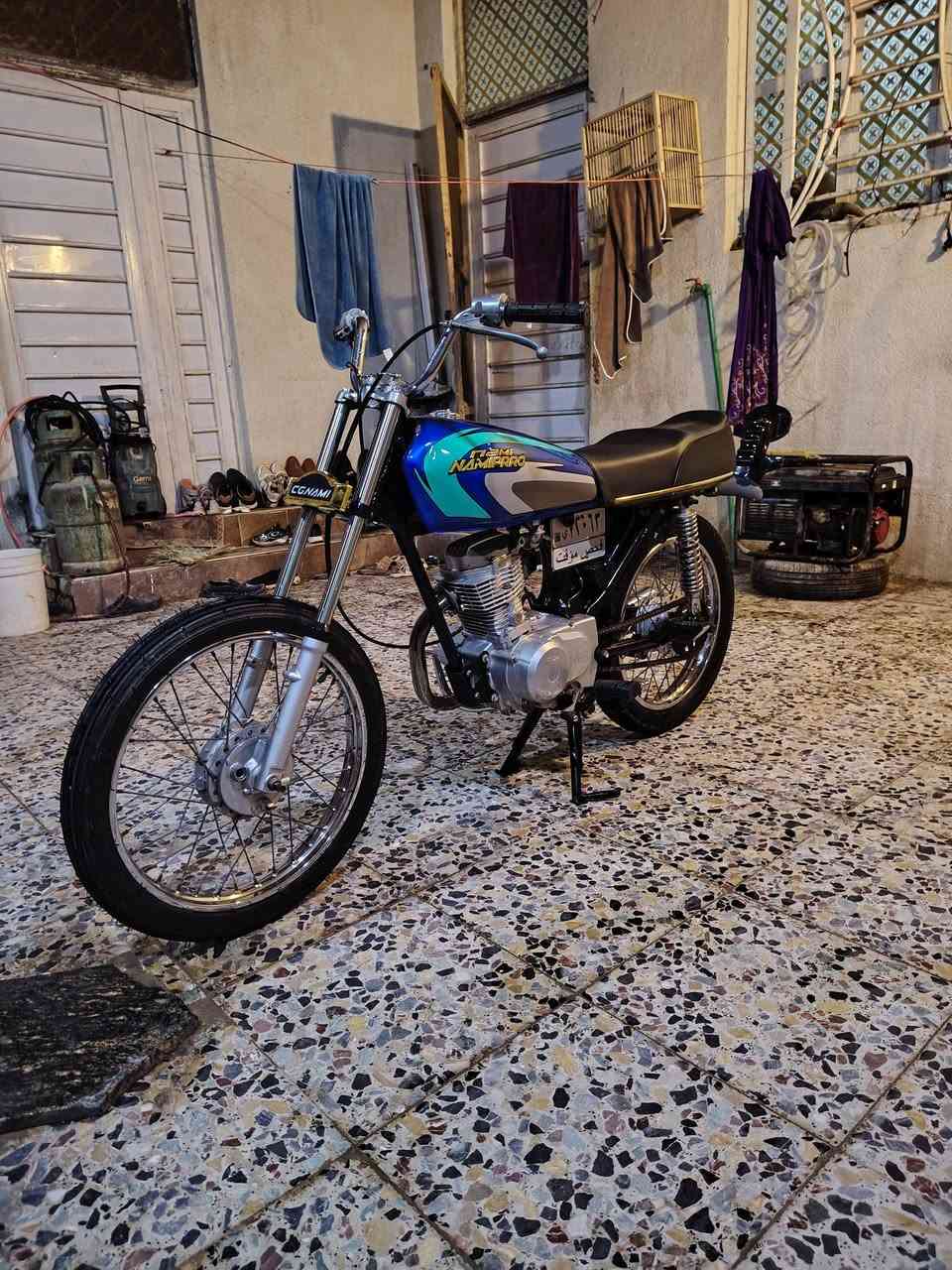 سلام عليكم شباب عندي دراجه نامه البيع أدوات  دراجه نضيفه وحلوه سعد ٤٥٠وبيه مجال قليل كلش مكاني تنومه صالحيه رقم ***********
