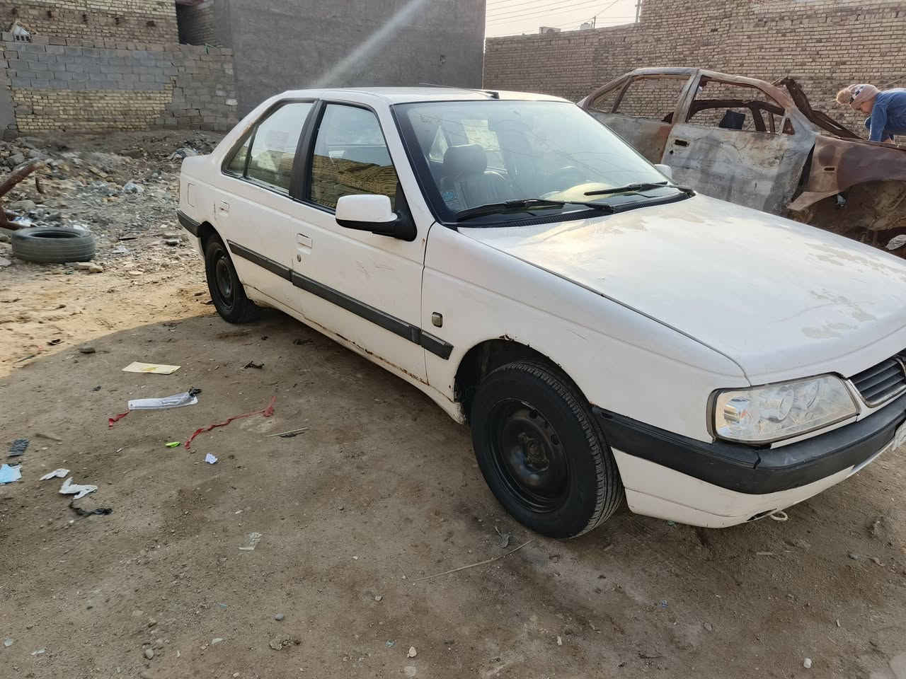 بيجو 405موديل 2014 رقم بصره سنويه 28 سعره 30ورقه رقم***********
