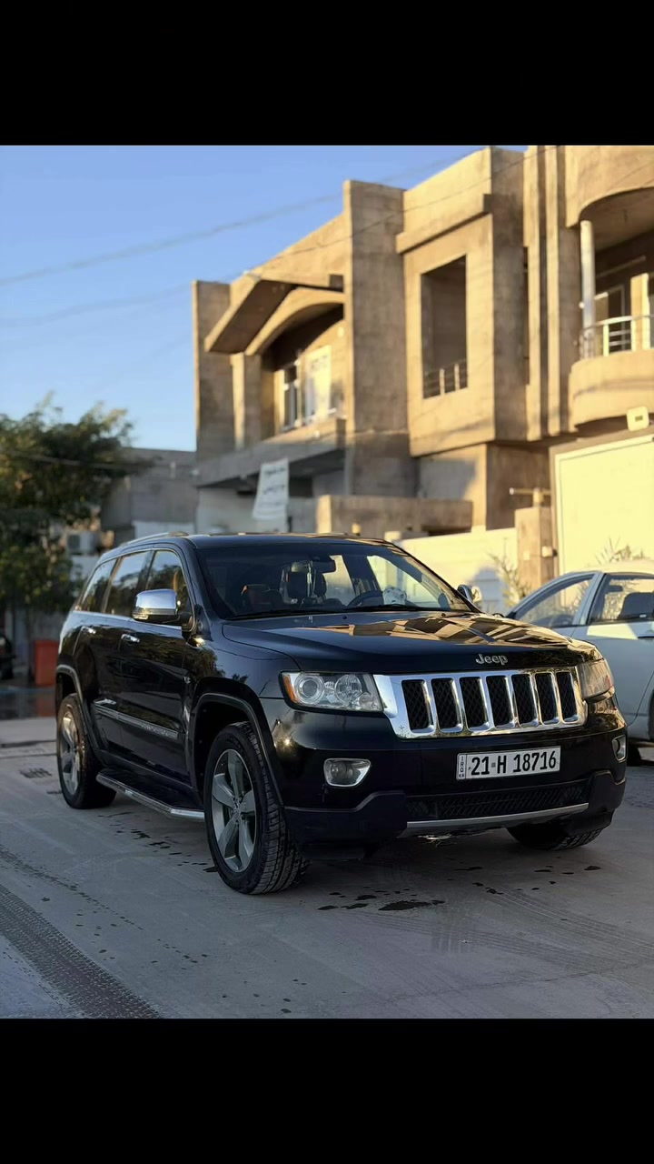 💯💯جيب لاريدو هيمي
موديل 2012
8سلندر
مواصفات 
 كشنات متحرك 
فورويل. 
جكات يصعد وتنزل تكدر اتعلي سياره وتنصي 
نضام ايكو و سبورت و جبلي. تحكمات ستيرن  فول 
كراسي متحرك  كهربائيات 
بانوراما جبير 
كله شغال 
باج تضليل 50 بل ميه 
منظومه غازز حكومي وياه كتاب 
تايرات جديد تخم 
صدر جديد
( دوشمه كامل جديد اصلي ) 
سياره اي نقص  مابيها فول 
مواصفات هيمي معروف يجي فول فول 
 السونار موجود ( فقط كلير امريكا بدون معجون وحادث) 
محرك وكيرر وضع الشركه  فحص بشرط
السعر 
💵156 وبي مجال.
مراسله خاص او اتصال
☎***********
__________
#جيب_سيارات_امريكيه
#سيارتي_دفع_رباعي
#سوق_سيارات_اربيل_بغداد
