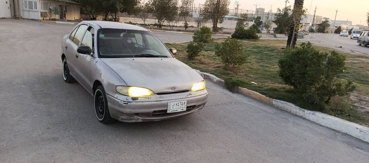 هونداي اكسنت موديل 95 مكينه مكفوله صدر جديد تخم تاير جديد كهربائيات شغاله بدون صبغ  والاتبديل السعر 30عنوان بغداد البياع رقم الهاتف ***********
