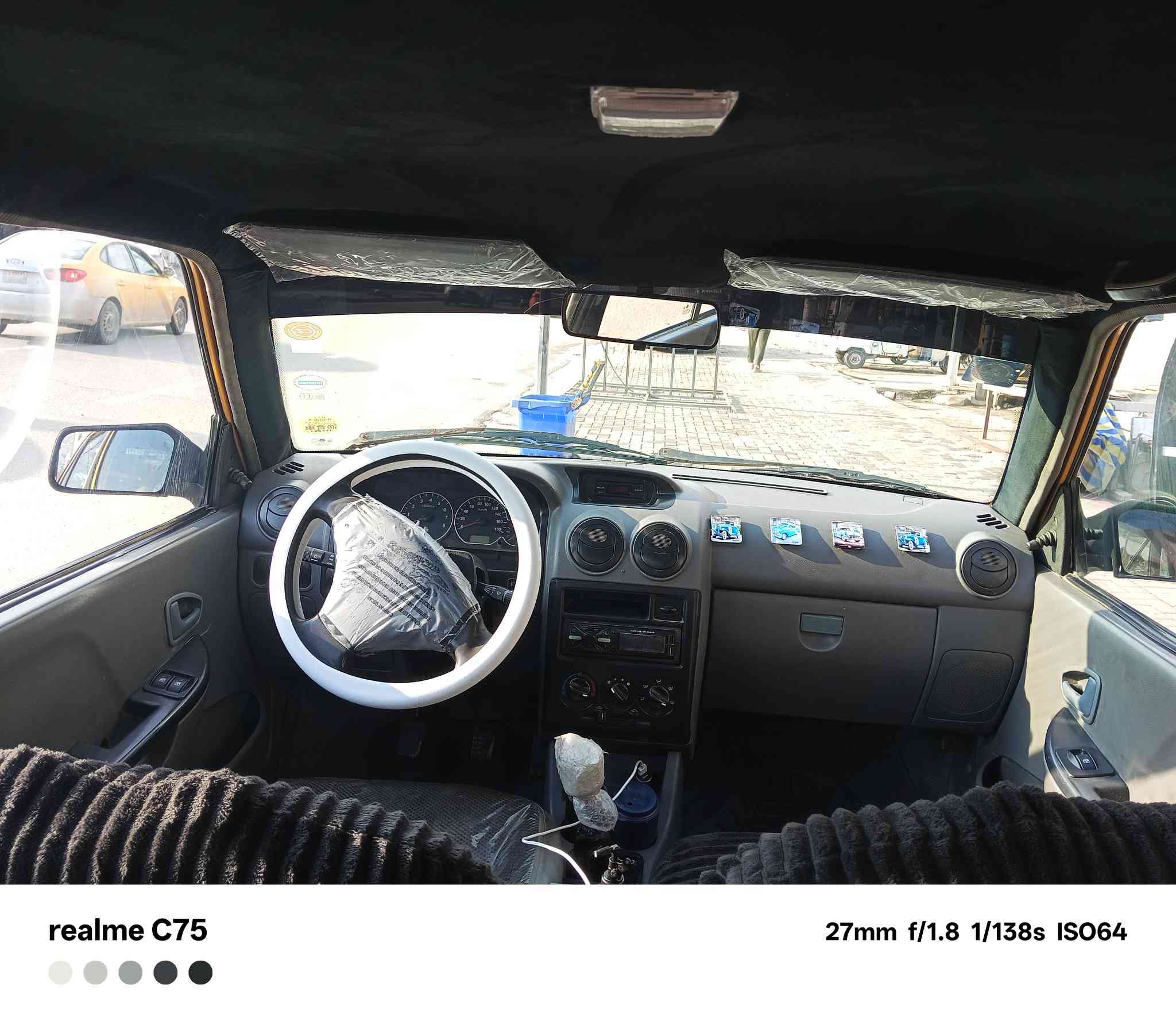 سلام عليكم سايبة 11دشبون نفخ مال 12سيارة بسمي مصفرة هية وغرامات هزة جديدة سنوية ما صارلهة شهر صاقطة تخم تاير ويل جديد سيارة بيهة خياسات قليلة تجي وشوف كير مكينة مكفولات تبريد شغال بس راديتر التبريد مزروف  سعر 25بيهة مجال جدن بصيط عنوان بغداد الدورة ***********
