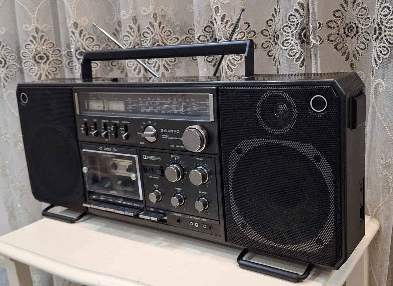 سلام عليكم للبيع 
راديو 📻 مسجل سانيو ياباني اصلي مؤسسه جهاز جديد وشغال بالكامل بدون عيوب او تصليح مع موجة 🌊 الراديو fm السعر 250 الف مع هدية كارتون كاسيتات ماستر فارغ مسلفن مكاني الناصريه المركز لايوجد توصيل للاستفسار المراسله عالخاص وشكرا لكم


**إذا كنت صاحب هذا الإعلان وتريد حذفه لأي سبب، رجاءا أرسل رسالة إلى الدعم الفني**