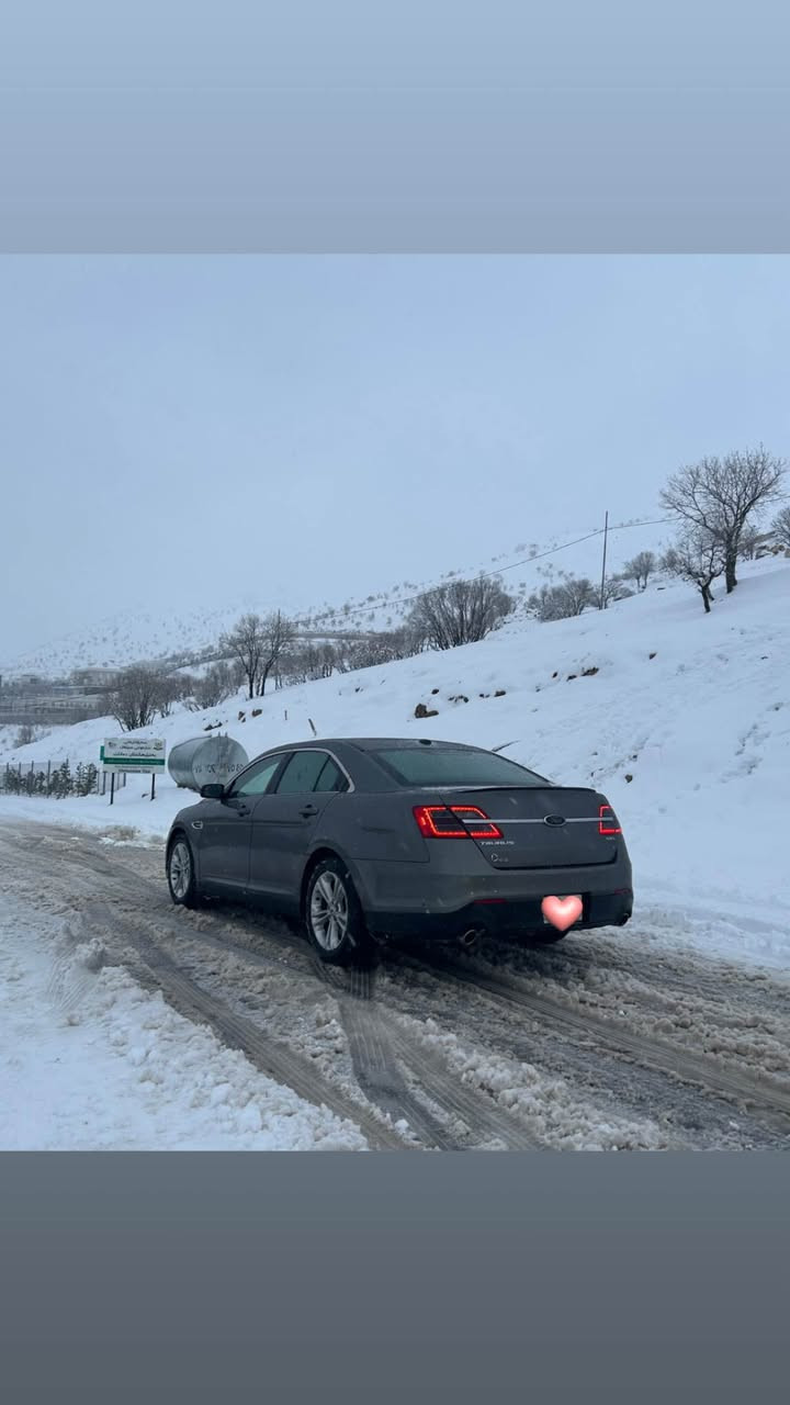 Ford taurus sel niva 2013 فول ماوسەفاتە سەیارەکە زۆر تازە ماوەتەوە تەنها ١٦٠ هەزار ڕۆشتوە بێ بۆیاخە بۆ زانیاری زیاتر پەیوەندی بکە *********** السليمانية, العراق
