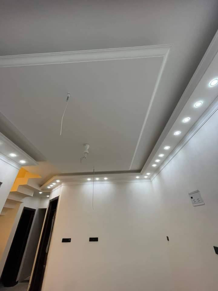 سلام عليكم صباغ وديكورات غرف نوم وغرف اطفال واجهات وحديد  شغل درجه اولى وسعارنا مناسبه
*********** كادر ابو ذوالفقار الصباغ 🌹🌹.  متفرغ حالين اسعار مناسبه
جوتن دائما مميزه وضمان البيتك
