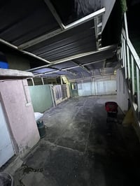 بيت للبيع في منطقت العبيدي شارع يوسف قرب اسواق ابو فراس مساحه 200م ع ش...