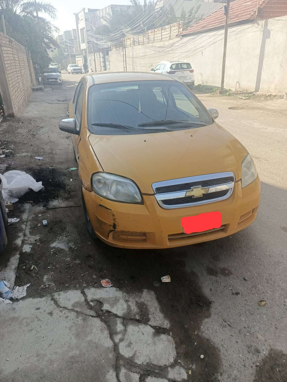 سلام عليكم أفيو موديل 2007 وارد امريكي  رقمها أحمر بغداد كير ومحرك مكفول وتايرات جدد وصدر جديد هيئه مصفره لغايه 2026 شرط التحويل  السعر 35 مكان بغداد ***********
