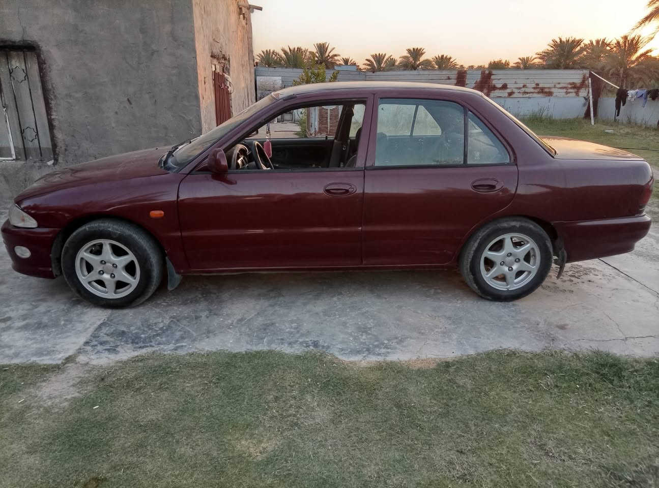 السلام عليكم براتون موديل ٢٠٠٤تبريد ثلج رقم بغداد نكلزي تحولي مباشر أوتماتيك السعر 45مكان بابل  ***********
