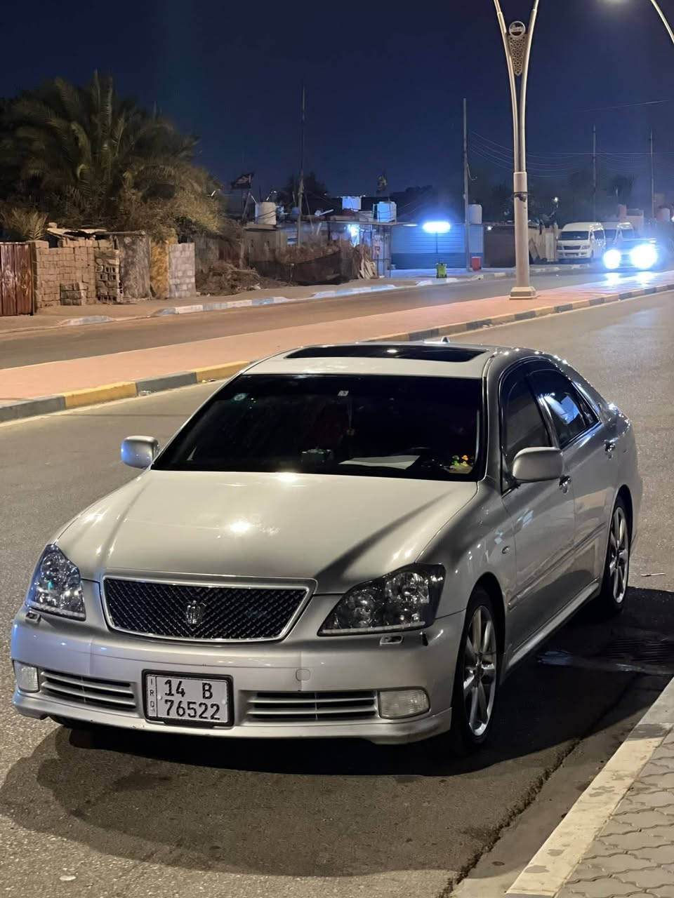 شاهينه شاصي 82 باسمي بصره
مديل 2005
سياره كفاله عامه عراق بليابان بيها بابا سايق صبق 
سعرها 160 بيها مجال قليل كلش مكانها زبير حي الخطوه
***********
