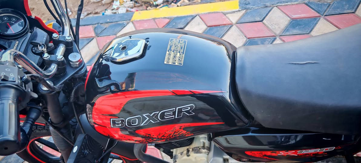 بوكسر موديل 22 اوراق بسمي كفاله محرك كير السعر 1400مكاني مجر ***********
