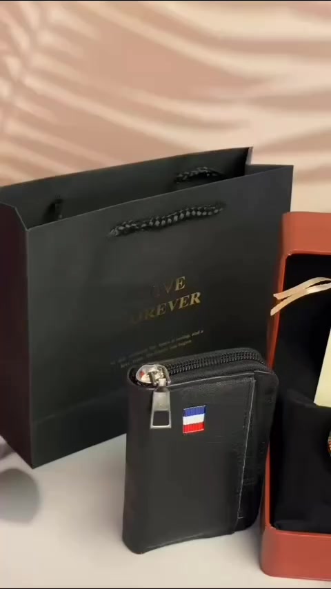 🎁هديّة عيد الحب تخلي اللي قدامك ينبهر من أول نظرة 🔥
إذا محتار شتختار هدية؟
احنا وفرنالك الحل المثالي 👌

⌚️ ساعة رجالية فخمة
تصميم أنيق ✨
تفاصيل ذهبية تخطف العين
تليق بكل الأذواق والمناسبات

👛 محفظة جلد رجالية
عملية، مرتبة، وتعيش وياك مدة طويلة
ترتيبها أنيق وتناسب كل ستايل

🎁 تغليف راقي وجاهز للإهداء
يعني لا تعب، لا لف، لا حيرة
تستلمها وتقدمها مباشرة 😍

مناسبة لـ ❤️ عيد الحب
🎂 عيد ميلاد
🎉 مفاجأة راقية
أو هدية تقدير لشخص غالي 

سعر البوكس 
🚘يوجد خدمة توصيل لجميع محافظات العراق ٤ الاف🚘
بوكسات هداية 
#بكجات_هدايا #بكج #بكجات #بكجاتكم #بكجات_مميزة بكج_تخرج بكج_ بكج_اقتصادي_دان بكج_هدية بكج_رجالي بكج_عيد_ميلاد بكجات_توفيرية بكج_هدايا بكجات_عناية بكجات_المتابعين عطور عطورات عطورات_فرنسية عطورات_فرنسية_اصلية_ثابتة_ساعات_زبدة_الشيا_الصابون_الالماني_روج_استرا_اصلي_ذوق_بنات عطورات_ماركة عطورات_اصلية عطور_للبيع عطور_ميني عطور_فرنسية عطورات_ثابته عطورات_ميني عطور_رجالية عطوري عطورات_ثابته_لفتره_طويلة عطورات_رجالية


**إذا كنت صاحب هذا الإعلان وتريد حذفه لأي سبب، رجاءا أرسل رسالة إلى الدعم الفني**