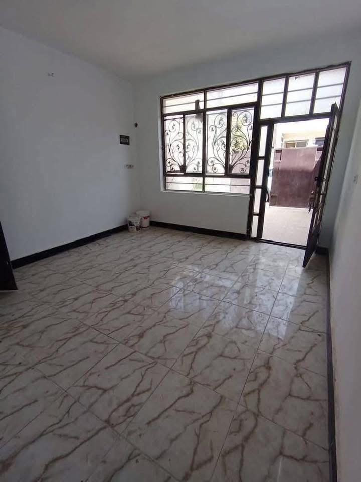 #للايجار______في_____السيديه

بيت مساحه  90 متر نظيف جدا 

يتكون من

غرفتين نوم ((غرفه ارضيه ))  مطبخ صاله خدمات صحيه عدد. 2 وكراج

#الايجار 750

للاستفسار الاتصال على الارقم التالي 
***********
