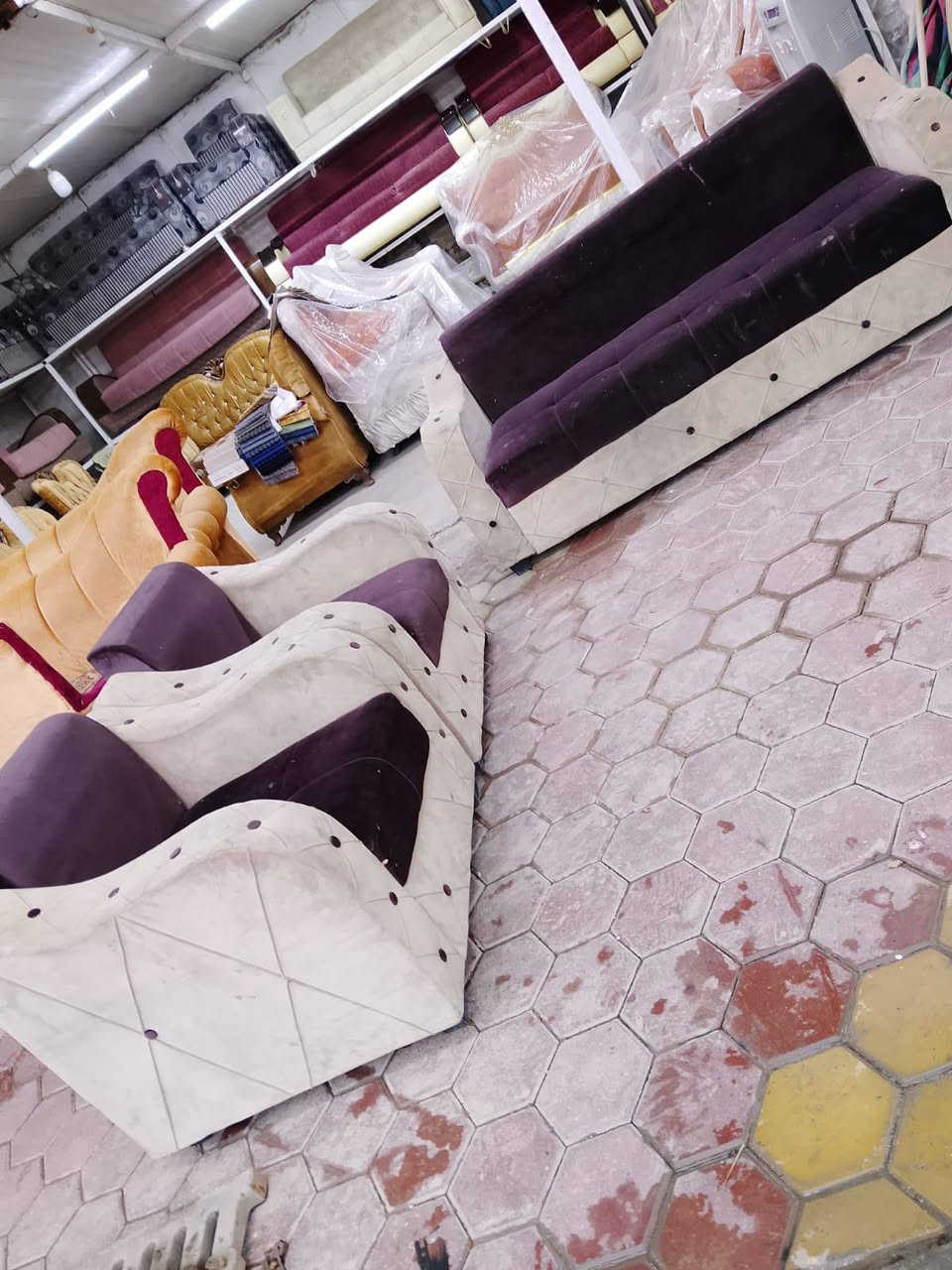 تخم سبع مقاعد مستعمل نضيف السعر قفل 🔒 150 🔒 ألف العنوان العزيزيه منطقة باب الحاره *********** يوجد واتساب وماسنجر وتوصيل بل الاجره الصويرة, واسط
