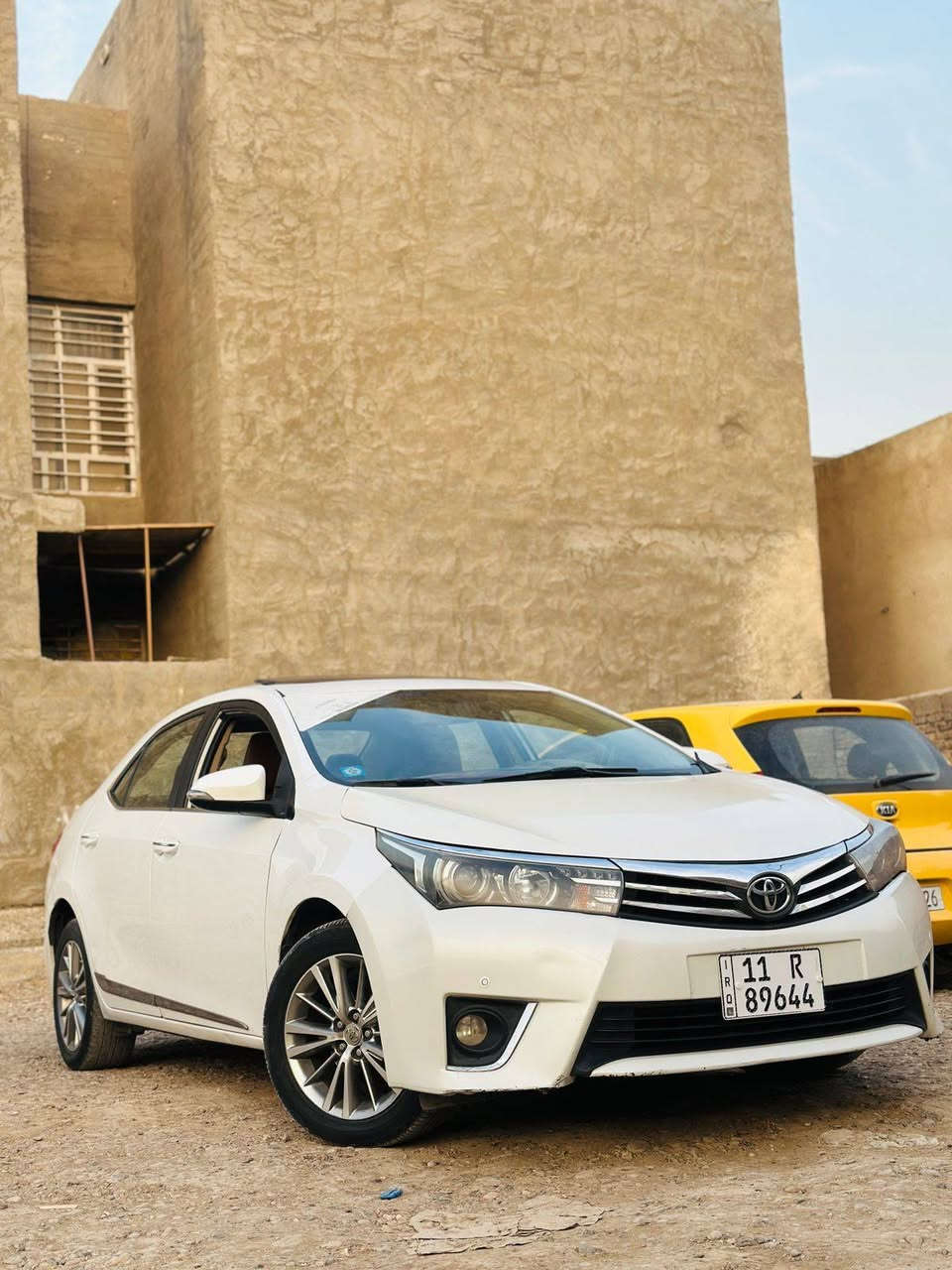 السلام عليكم كورلا للبيع خليجي السياره فول الفول مكينه ٢٠٠٠ فتحه بصمه حساسات خلفي امامي مري شفط كامره خلفي امامي تخم تاير ٥ويل كب السياره بسمي رقم نكليزي لل٣١ السنويه السياره جديده بمعنه الكلمه بيه بس البنيد صبغ لا ضربه ولا شي شخط السعر ١٤٥ وبي مجال للطيبين مكان بغداد *********** ***********
