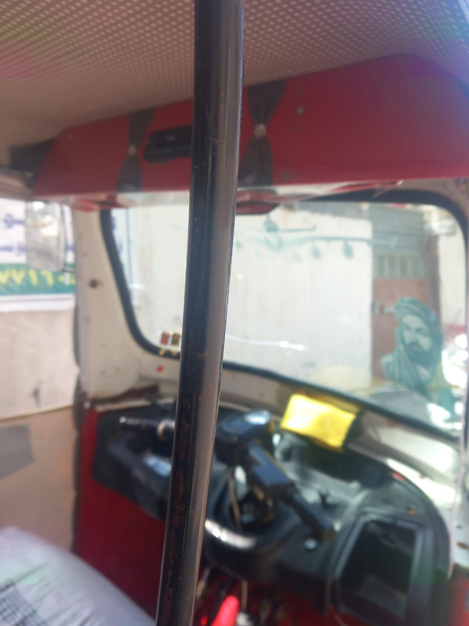 السلام عليكم تكتك تي في اس للبيع اي نقص مابيه اوراق كامله رايده ثنين وسبعميه وبيه مجال مكاني بغداد الدوره الشراي يتصل بي واتساب ***********
