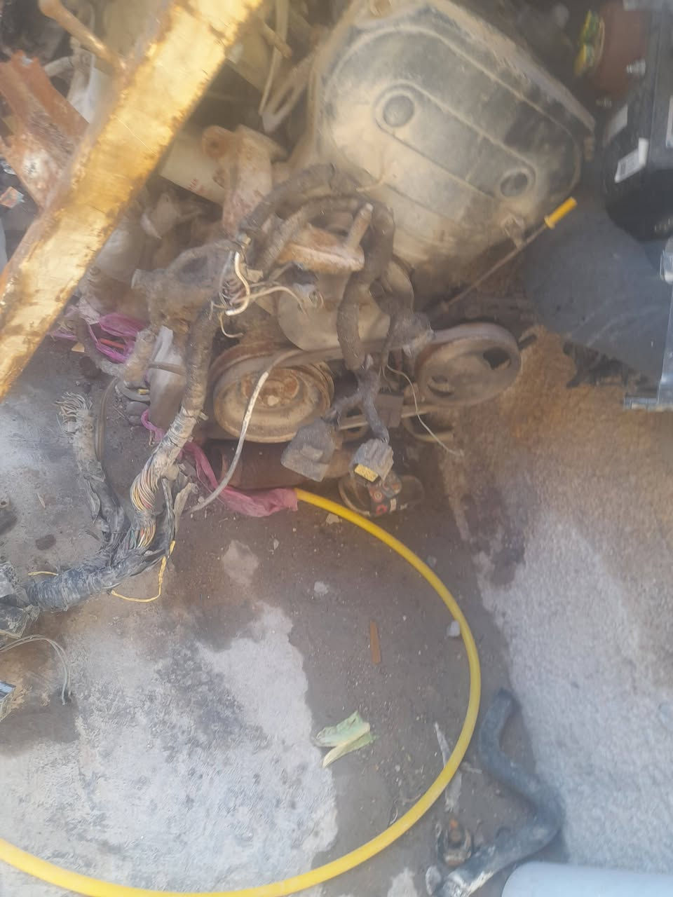 سلام عليكم مكينه كير كيه ريو مديل2003 ***********
