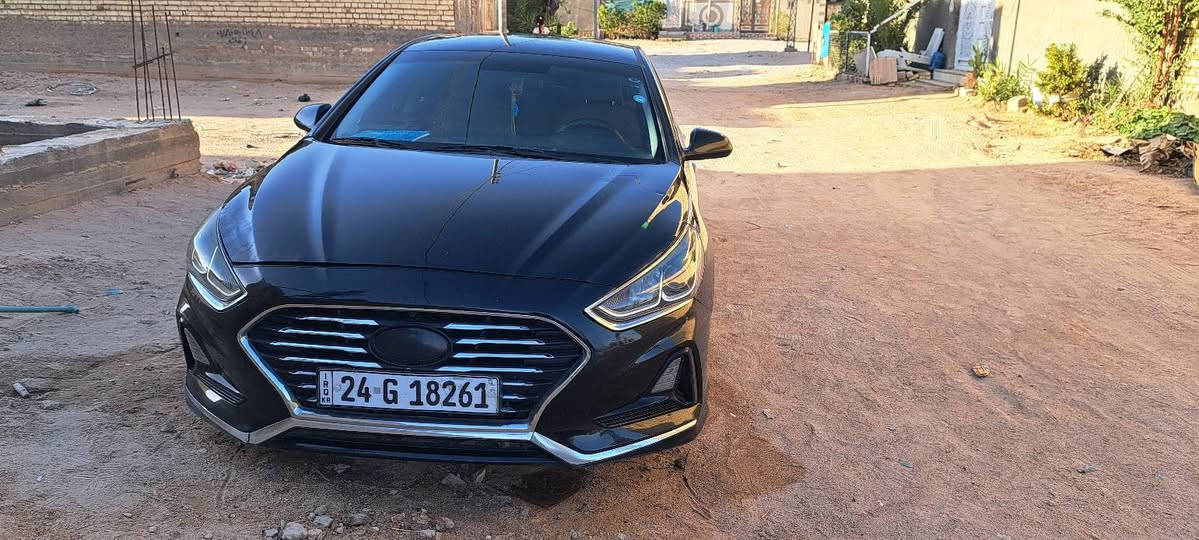 من رخصه الادمن
سوناتا 18 اسود للبيع
مواصفات SE
ماشيه mi 119
مكاني النجف 
***********
