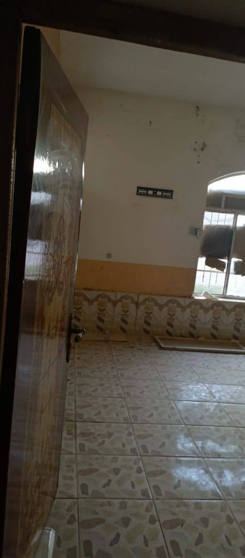 بيت ٤٥٠ متر طابو زراعي ابوغريب حي غواص سعر مناسب.. تريده كامل.. تريد نص منه هم يرهم *********** واتساب
