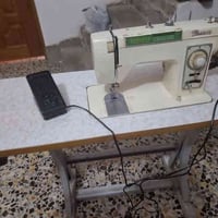 اغراض متنوعة للبيع  كاروك اطفال عدد 2 70 الف ثنينهم مع دوشك ديباج عدد2...