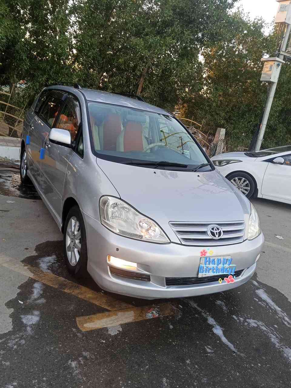 السلام عليكم ابسم موديل 2004 بصره تحويل مباشر توويل اصل كريستال اصل جاهزه مكينه كير  ستوني شادهن تبريد تخم تاير كارتون داخل بيجي ويل 16 كامره شاشه تحكم
جاهزه سعره 125
***********
***********
