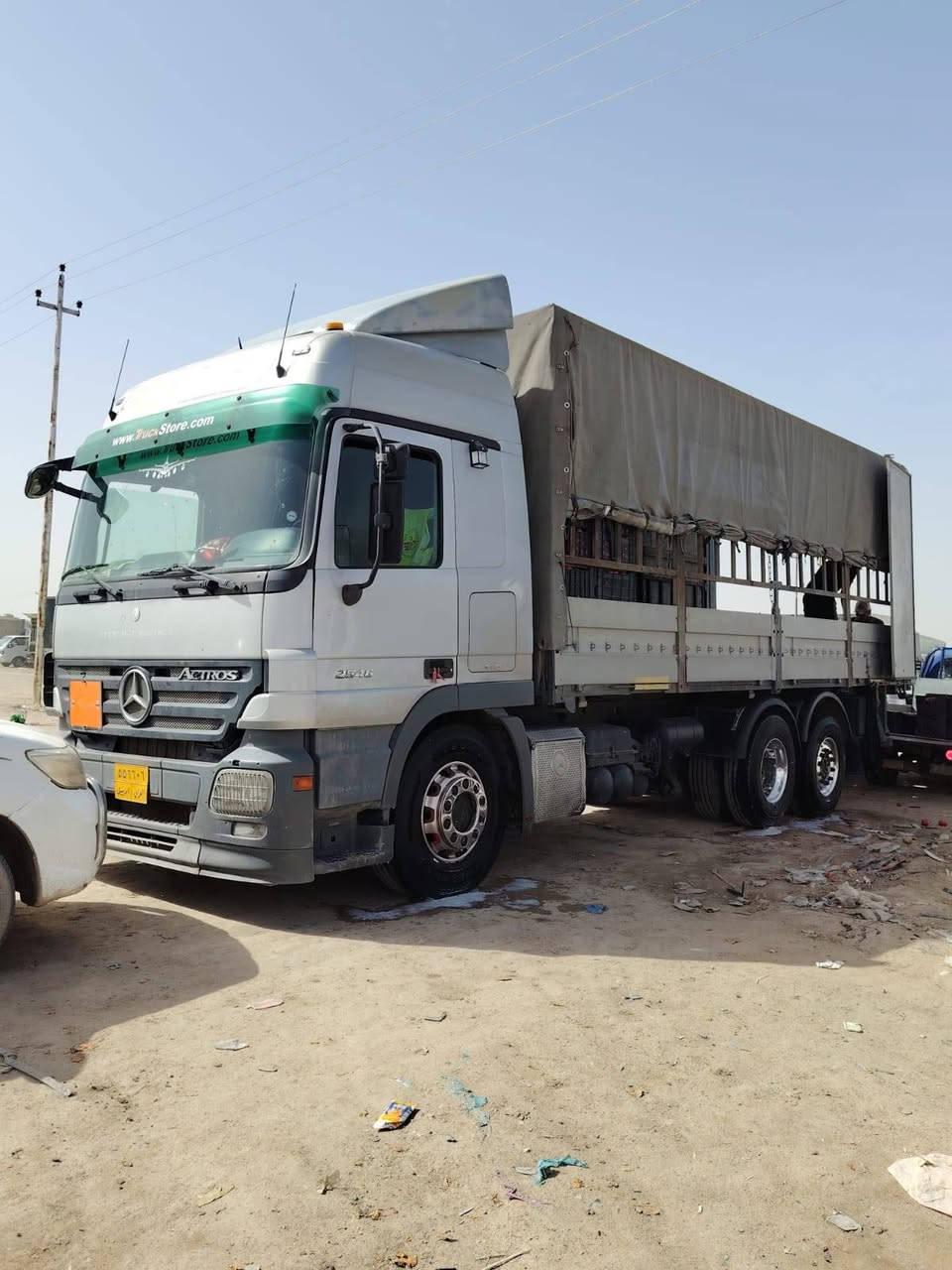 السلام عليكم اكتروز موديل 2008 حجم 25/46كفاله عامه من كلشي طخم تاير طخم ويل كروم السعر خاص
*********** 
***********
المكان الموصل
