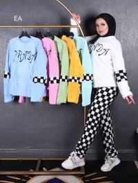 ١٥٠ قطعة • ملابس داخليه