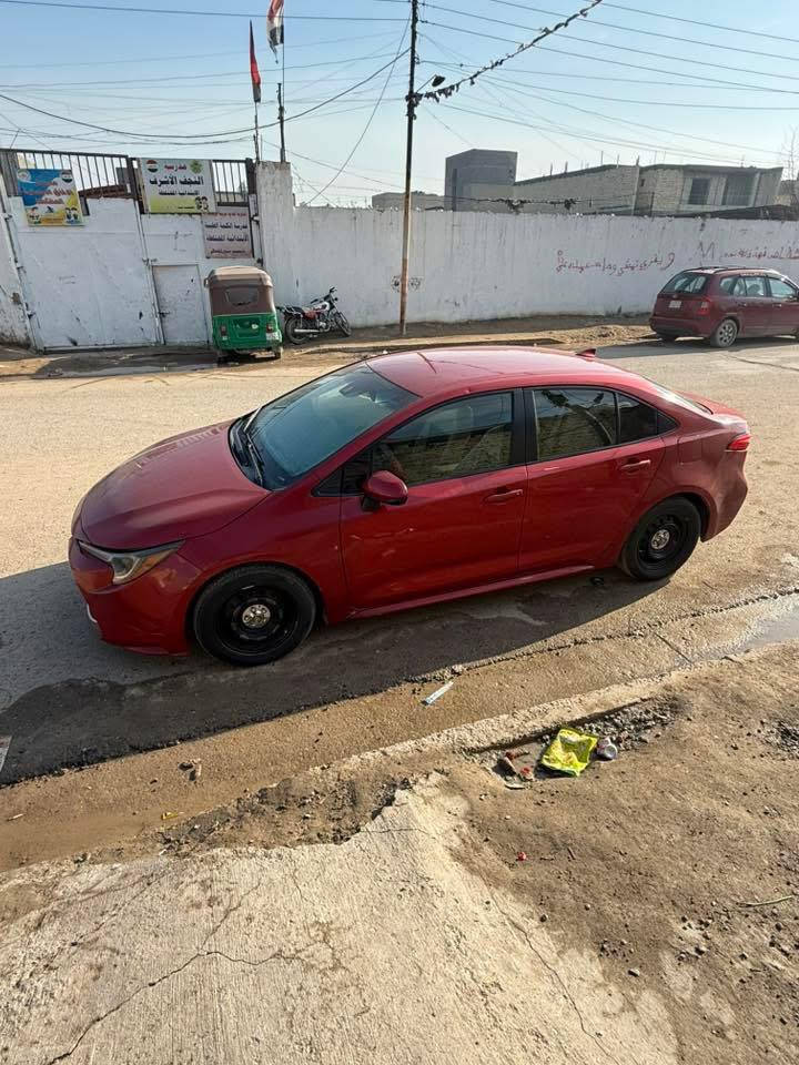 سلام عليكم البيع كورلا موديل 2020
رقم بغداد بسمي 
حادثها بجم بدون دواخل 
مواصفات 

فول تحكم ستيرن 

شاشة + كامرة 

محرك 2000 دوش 

شاشة كبيره 

منضومة زنون 

السعر110وبيه مجال 

مكاني بغداد 

الاتصال ***********
