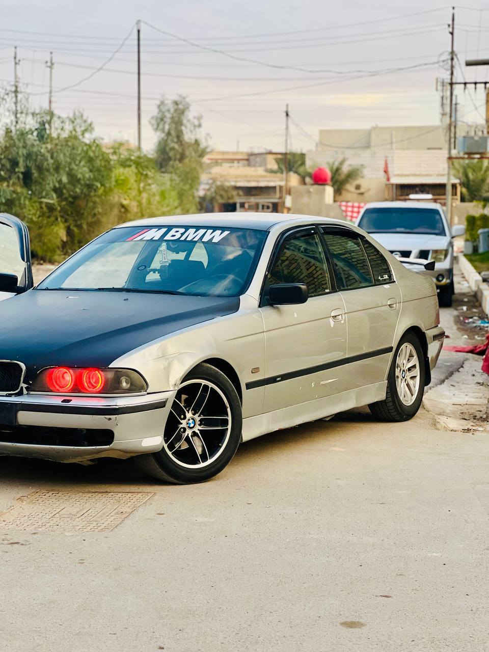 بي ام صقر 528 اصل موديل 97
رقم بغداد جاهزه على الاخير تخم تاير باتري حداديه محرك كير 
جام كهرباء كشنات كهرباء تبريد ثلج ويل ام سبايدر خلفي 
لايت ابو سوار شاشه كير اوتو 
مكان السياره ناصريه مركز السعر 58 بيه مجال قليل 
***********
