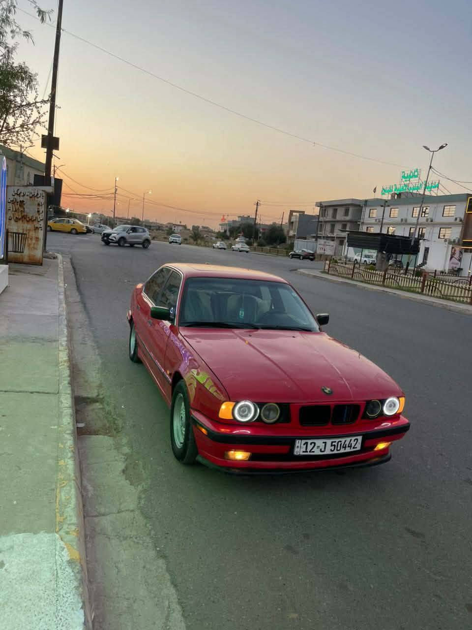 السلام عليكم
BMW
528
محرك صقر ٢٠٠٢
كير اوتو 
تبريد ثلج 
بلا ضرر 
مكينه كير تبريد شرط
طخم نضيف 
باتري جديد 
سنتر لوك 
كهربائية كلها شغله 
السعر 60وبي مجال


**إذا كنت صاحب هذا الإعلان وتريد حذفه لأي سبب، رجاءا أرسل رسالة إلى الدعم الفني**