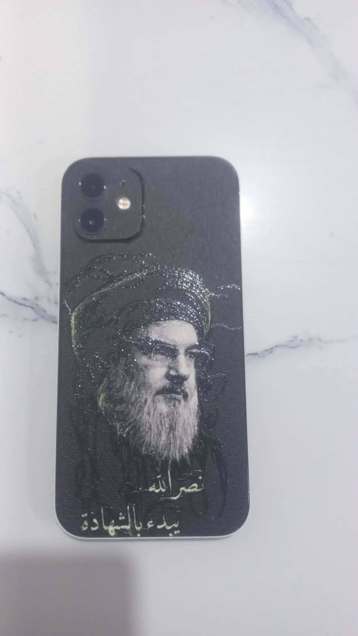 سلام وعليكم ايفون 12 اريده مراوس بدراجه جهاز نضيف كلش برغي ما مفتوح بي الجهاز كله شغال شاحنته الاصليه وياه ماخذه 450 اريده مراوس اذا اكو رقمي ***********
