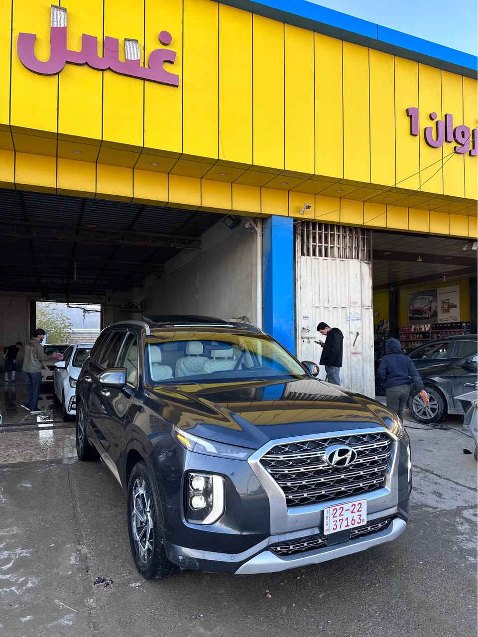 فروشتن و گورينه وه 
هوندا بالاسايد  ٢٠٢٠ فول فول مواسه فات  
ره فزي مروره  هيج كيشه كي نيه  بيشو بشتي كه بسه  ٢ بارجه ي سبوغه كه مه ك ناو ده ركاي كرتوه ارباك به س شان ته قيه 
واتساب:*********** أربيل, العراق
