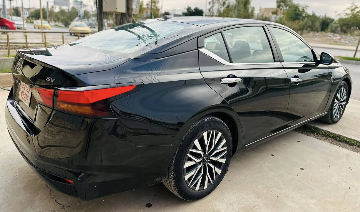 للبيع التيما SV
السعر 143 بيها مجال بسيط 
***********
موديل 2024 
ماشيه 27 ميل 
الون اسود  
تحكم ستيرن 
تثبيت سرعه 
كاميرا خلفي 
رادار خلفي 
رادار جانبي 
تايرات شركة 
بصمة أبواب 
بصمة تشغيل 
كشن كهربائي
لايتات زنون بلادي 
صدر امامي خلفي شركة مملعوب بي 
كير مكينه بشرط 
تبريد ثلج 
حجر بلادي
السياره فقط جاملغ بونيد صبغ سونار بلمنشور 
مع رقم الشاصي 
1N4BL4DVXRN378636
 كاتي وياها شهرين لترقيم تترقم شمالي اربيل سليمانيه دهوك حسب الرغبه 
تريدها مرقمه جاهز تريدها بدون رقم 
مكان السياره ديالى خانقين
