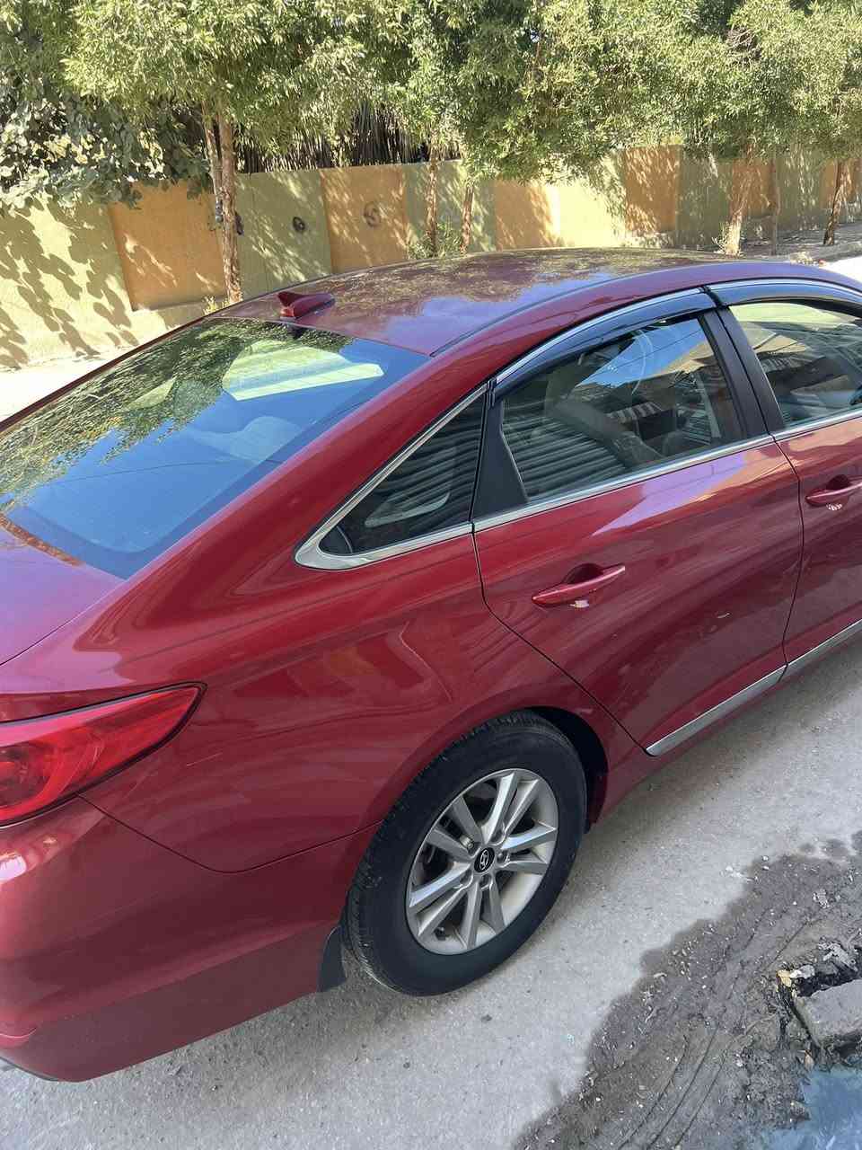 سوناتا 2017 امريكي محرك 2400 جي دي اي ماشيه 90 بيه بس البنيد سياره جاهزه تخم تاير حداديه كير مكينه تدفئه تبريد كله على وضع الشركه  هزه ورقم وسنويه جديد لل2030 تريد وكاله تريد تحويل ثاني يوم صور الحادث مرفقه 
السعر 117
*********** بابل المدحتيه
