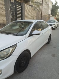 اكسنت • ١٦٠٠ • ٢٠١٣