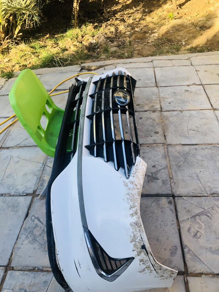 دعاميه اماميه  سوناتا 2021 مستعملا 
الحاله مثل ما موضح ب صور 
 السعر 135 الف 
للتواصل  :
***********
