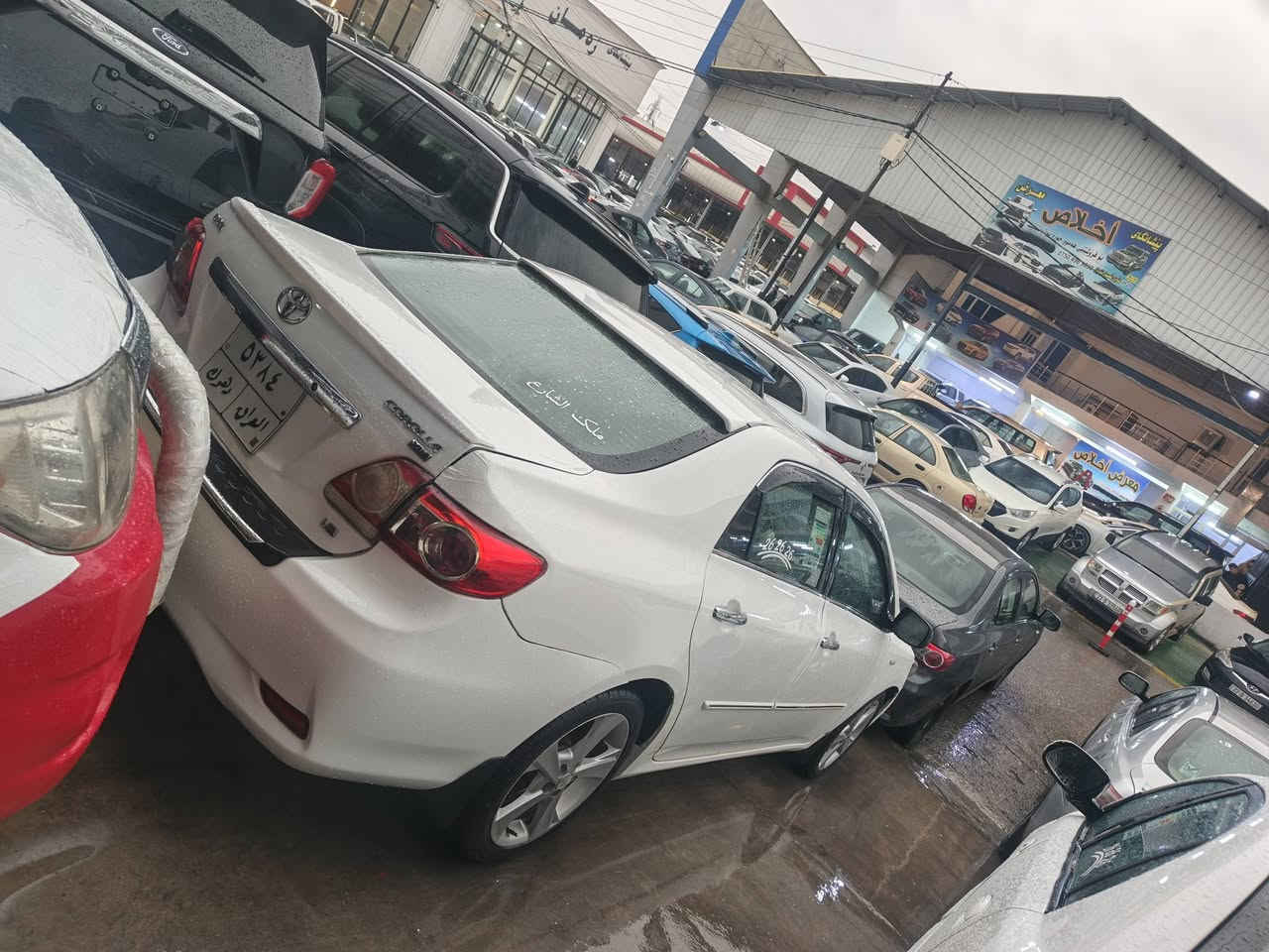 السلام عليكم...
كورلا 2008خليجي محدثة بكامل 2013 رقم دهوك
شرط التحويل والغرامات 

✅محرك1800/شرط لاتبخير ولاتنقيص 
✅كير اتوماتيك بدون اي عيب مال بيت
داخل لونين شاشه تاب مع دوشمة بكامل  
اربعه 4️⃣ دسك
 ✅سياره جديده شرط برغي ما ناقصها 💯➡️Ⓜ️
🔴سياره ٤ قطع رش فقط بدون دواخل 
تايرات 4️⃣ جديدة 🆕 
صدر امامي خلفي كله جديد 
السعر ١١٠ وبيها مجال عليها غرامه ٥ ورقات ينزل من سعر او حسب التفاق 
المكان ديالى المقدادية
الهاتف ***********
