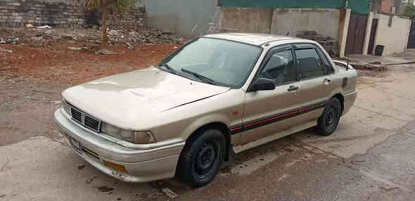 سڵاو. ئەم سەیارەیە بۆ فرۆشتن جۆری گڵاند مۆدیل 1990 گێڕ عادیە مەکینە 63 ی کابرێتەرە گێڕوو مەکینە بەشەرت 
لێدرانی نییە موسو و بڕاوە بەشەرت
 ئاڕم پلاستیک سلێمانی نرخی 18 وەرەقە و معامەلەی برایانە گۆڕینەوەش ئەکەم بە شتێک بەدڵم بێت. ناونیشان هەولێر تۆبزاوە ناحیەی ڕزگاری ڕێگای موصل خبات. بۆ پەیوەندی کردن
*********** الحمدانية
