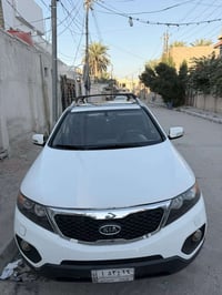 سورنتو ٢٠١٠ بسمي مكفوله من الصبغ والتبديل فول مواصفات مكينه وكير مكفول...