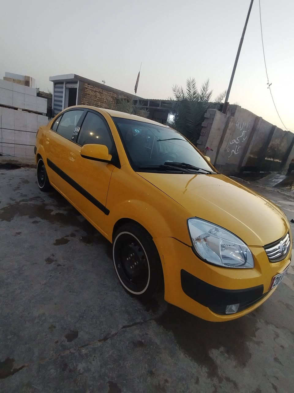 السلام عليكم ورحمه الله وبركاته
كيا ريو 2008 رقم نجف انگليزي مصفره هيئه وغرامات 

سياره حلوه ونضيفه مال جناي وارد أمريكي نقص تبريد فقط 

العنوان الديوانية قضاء السنيه ***********
