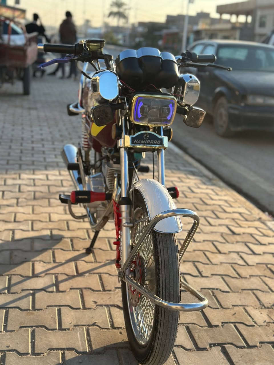 السلام عليكم دراجه تايكر للبيع موديل 2024 دراجه نضيفه كير محرك مابيه اي نقص كهربائيات شغله فول دشبول سماعات شغاله الدراجه بيه هواي شغلات جديه  مكاني قرب  ديالى أمام المحسن 650 وبيه مجال قليل حك الجيه للأستفسار ***********
