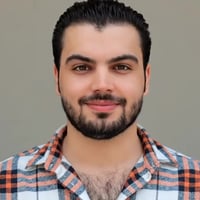 متوفر تعليق صوتي بذكاء الاصطناعي للحجز والاستفسار تواصل واتساب او خاص ...