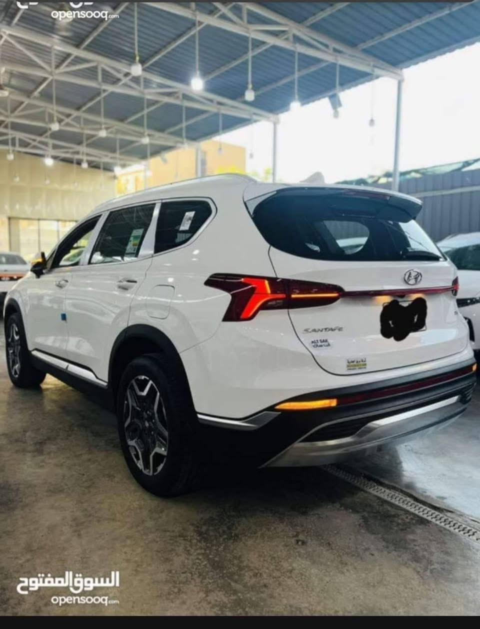 سلام عليكم ورحمة الله وبركاته للبيع سنتافي موديل ٢٠٢٤زيرو رقم بغداد الماني مشروع وطني محرك ٦ سلندر اللون ابيض زيرو زيرو مماشيه صفر  مكفوله  مواصفات السيارة كرسي كهرباء  بصمه دخول ذكي حساس امامي وخلفي كامره شاشه صندوق كهرباء سبعه راكب  يعني فول بس بدون فتحه سقف  مكان السياره بغداد حي الجامعة   السعر 49 مليون اتصال ***********و ***********
