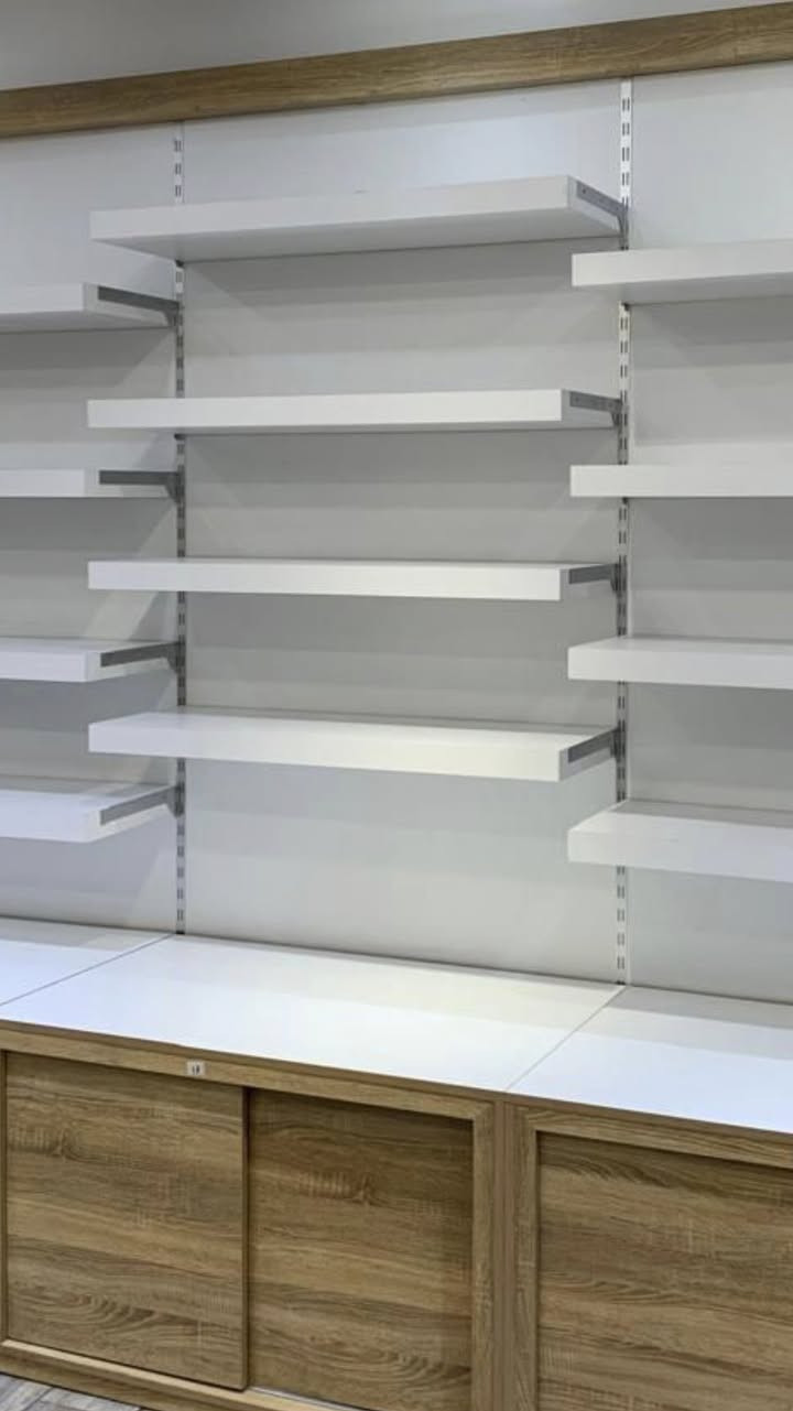 رفوف ولوكرات خشب MDF تركي
72 رف مع 18 لوكر 
بغداد واتساب ***********
